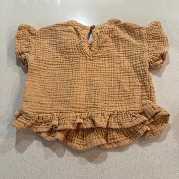 Old Navy and Greyson Collective 0-3M Baby Girl Shirts (2) - Picture 4 of 8